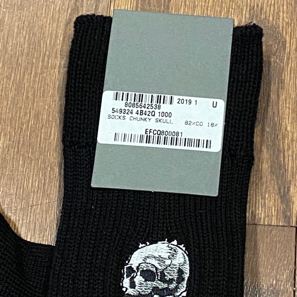 $85 Men’s Alexander McQueen socks chunky skull - Picture 2 of 8